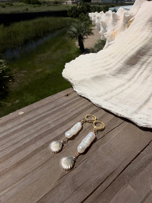 Baroque seashell hoops￼