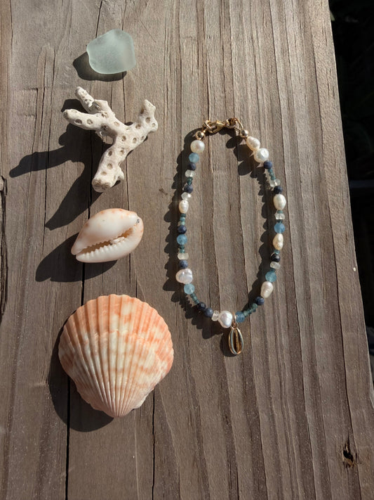 Deep sea bracelet