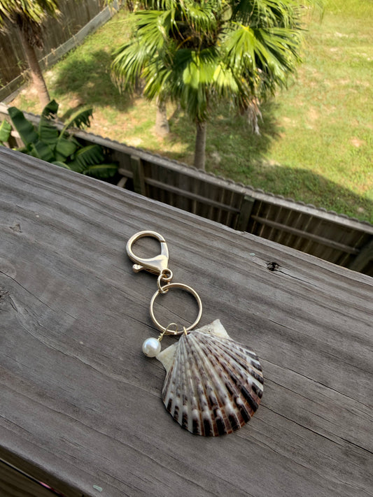 Keychain with clasp